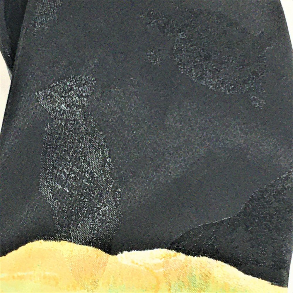 Men's Rhinocerous Necktie - Picture 3 of 5